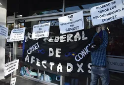 Conflicto en el Conicet: investigadores tomaron el Ministerio de Ciencia