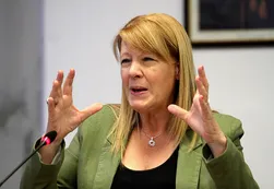 Stolbizer denunció al Grupo Macri por la venta de Autopistas del Sol