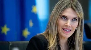 Qatargate: rechazaron el pedidio de la libertad de Eva Kaïli, la diputada acusada de cobrar coimas