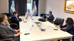 El Gobierno comenzó a preparar la renegociación con el FMI