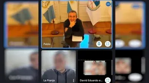 Se filtró un video porno en una charla virtual del intendente de Rosario Pablo Javkin
