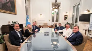LLA y el PRO negocian una alianza en Buenos Aires para enfrentar al kirchnerismo: hubo una reunión entre Karina Milei, Ritondo y Santilli