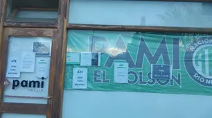 Despidieron a la jefa del PAMI de El Bolsón por cerrar la oficina durante la marcha en apoyo a Cristina Kirchner
