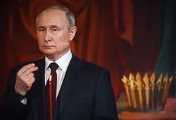 Vladimir Putin muestra signos de "psicosis" y oye "voces dentro de su cabeza", según un experto