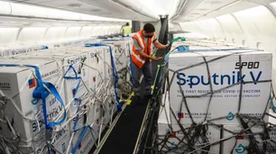 Turismo vacunatorio: alemanes viajan a Moscú para aplicarse la Sputnik V
