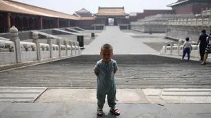 Fotos | Con barbijos y acceso restringido, reabrió la legendaria Ciudad Prohibida de Beijing
