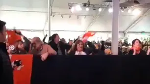 Un grupo de radicales cantó contra Macri en la Convención