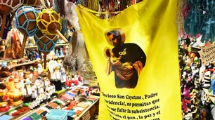 San Cayetano: miles de fieles celebraron la vigilia con fuegos artificiales y un festival de música