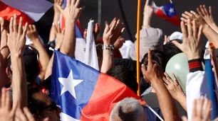 Elecciones en Chile: la necesidad de "orden" y el desencanto democrático dominan la antesala electoral