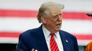 Demócratas denuncian que el Gobierno oculta archivos que vincularían a Donald Trump con el caso Epstein
