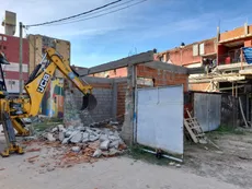 La Municipalidad de Tres de Febrero derribó otra construcción ilegal en Fuerte Apache