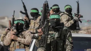 Hamás confirmó su compromiso con el plan de paz en Gaza, pero culpó a Israel por la demora en la devolución de los cuerpos de los rehenes
