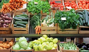 Verdulerías móviles con precios populares: dónde se puede comprar 4 kilos de papas a $100