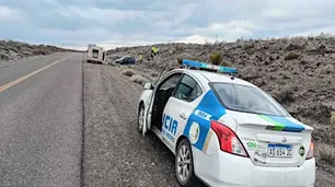 Tres personas murieron en un accidente en la Ruta 6 de Río Negro