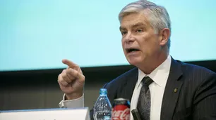 Directivo de la Fed espera una serie de alzas ‘deliberadas y metódicas’ de la inflación