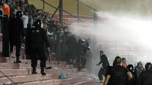 Una historia de nunca acabar: la Policía de Santa Fe reprimió a hinchas de Talleres en Rosario
