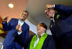 Festeja Correa: Moreno saca una leve ventaja sobre Lasso