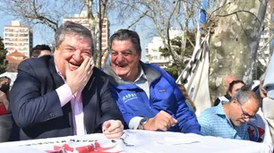 Ramos Padilla y Jorge Rachid, chochos con el éxito del "Cristinazo" contra la Corte que armaron en Parque Centenario