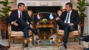 Paraguay pedirá arbitraje internacional tras el conflicto con Argentina por el cobro de peajes en la Hidrovía
