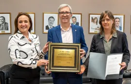 La Legislatura de Córdoba reconoció a la UNC por su liderazgo regional en desarrollo sostenible