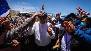 Evo Morales regresó a La Paz tras más de un año y tuvo una multitudinaria bienvenida