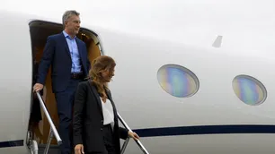 Mauricio Macri felicitó a los hinchas de River mientras vuelve de sus vacaciones en Chapelco