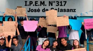 Estudiantes y docentes de un pueblo de Córdoba reclaman aulas dignas tras años de promesas incumplidas