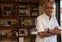 "Los seres humanos cargamos con una moral histórica"