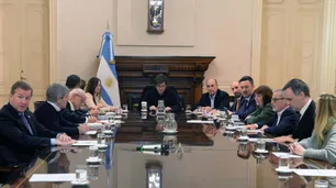 Gabinete: en una reunión atravesada por la crisis en Venezuela, Milei y su vice volvieron a verse las caras