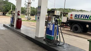 Gasoil: el Gobierno "garantiza" el abastecimiento, pero transportistas dicen que falta "en casi todo el país"