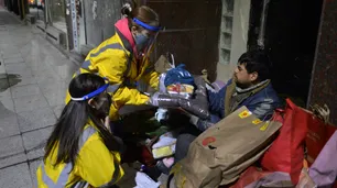 Operativo Frío: triplicaron los recorridos para asistir a personas que viven en la calle