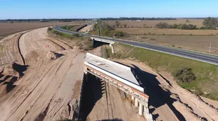 Llaryora desafía a Milei y quiere terminar la autopista Nacional 19: “si Nación no la quiere hacer, nosotros nos hacemos cargo”