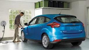 Ford retrasó los planes de producción de vehículos eléctricos por la "guerra de precios"