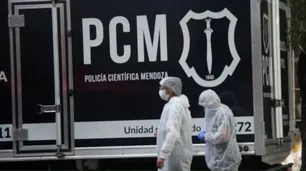 Tragedia en Godoy Cruz: se levantó a buscar agua en la cena navideña y la impactó una bala perdida