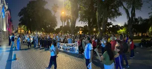 Conflicto docente en Corrientes: marchas contra el aumento del 6%, denuncias de "apriete" y un pedido directo al gobernador