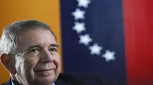 Edmundo González Urrutia denunció que acató bajo "coacción" la reelección de Maduro para poder salir de Venezuela