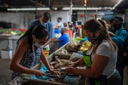 Venezuela se hunde: inflación más alta del mundo y sueldo mínimo mensual a menos de un dólar