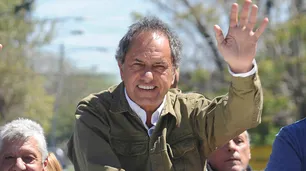 Tras la denuncia de Berger, Scioli lanza candidatura y libro nuevo