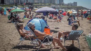 Vacaciones 2025: la mitad no viaja y de los que salen, la mayoría se va a la costa atlántica