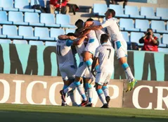 Belgrano goleó y se acomodó arriba