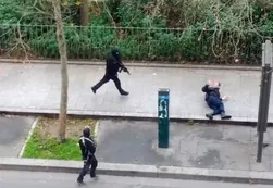 Video | El escape de los terroristas tras el ataque