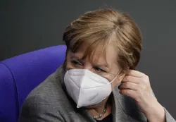 Alemania: Angela Merkel estaría lista para analizar la vacuna Sputnik V