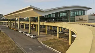 Universidad Siglo 21 presentó informes sobre el impacto del "Hub aéreo" de Córdoba