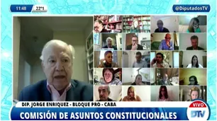 En plena sesión, un diputado olvidó apagar el micrófono y despidió con insultos a un asesor