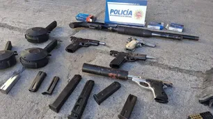 John Wick estaba en Unquillo: cayó un hombre con cuatro armas, silenciador y más de 100 cartuchos