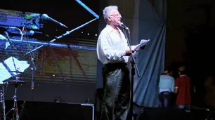 Gerardo Romano imitó a Perón en un acto kirchnerista de apoyo a Maduro