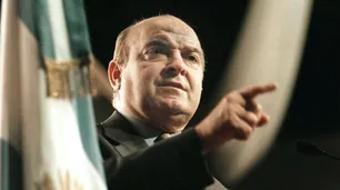 De "lavar los platos" al "uno a uno": las frases de Domingo Cavallo que marcaron la psiquis argentina