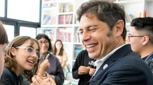 Kicillof: “Milei tendría que reconocer que estuvo bien la nacionalización de YPF”