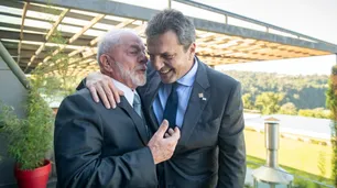 Alberto Fernández apadrinó a Sergio Massa, quien se llevó fotos con los presidentes de la región