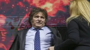 Financial Times publicó fuertes críticas al plan de Milei: dinámica cambiaria "insostenible" e impacto electoral negativo